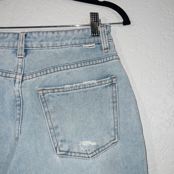 Billabong Blue Indigo Rinse I Got It High Rise Straight Jeans Size 26 - Picture 8 of 11